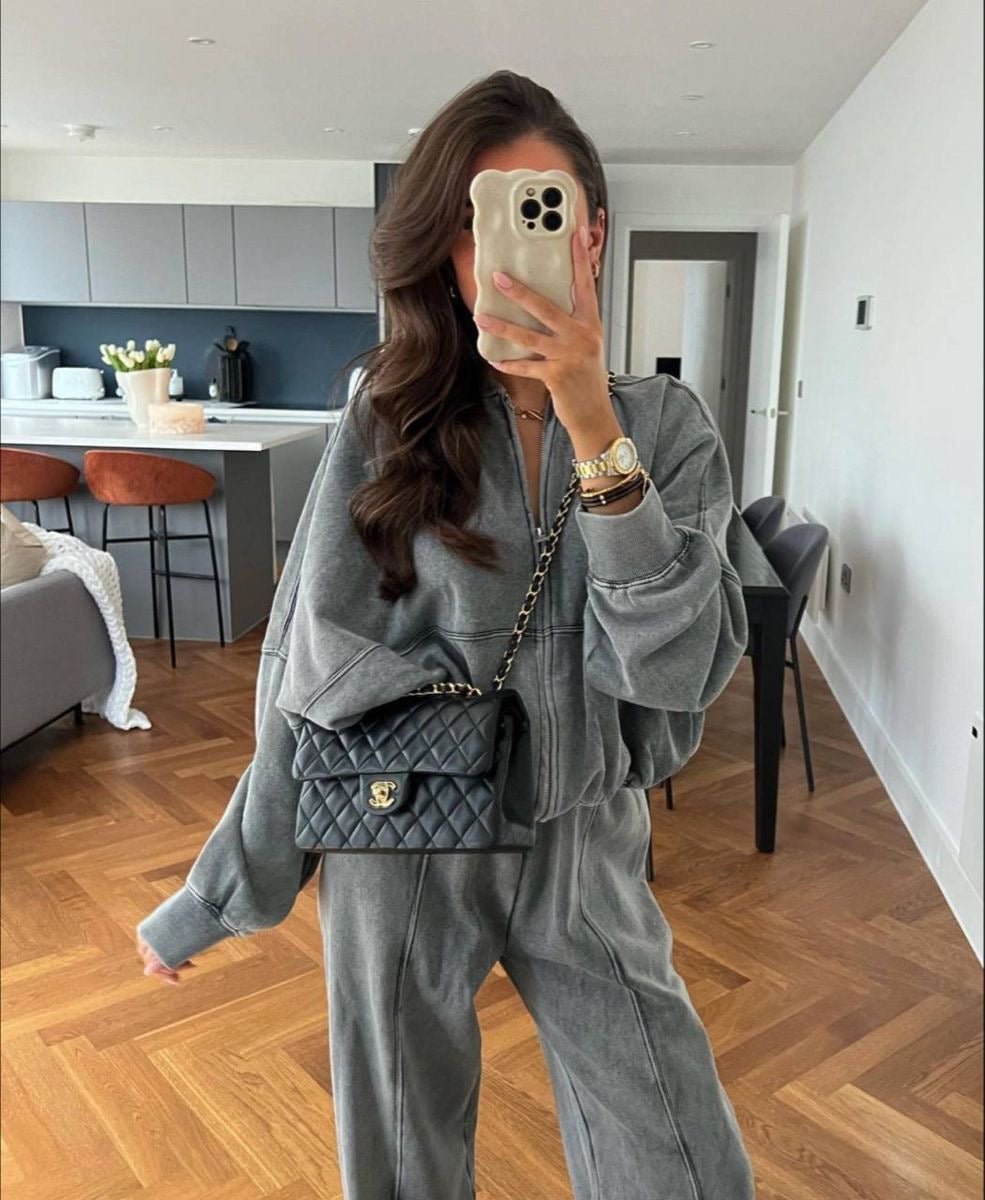 Valenzora | COMFORTABLE TRACKSUIT
