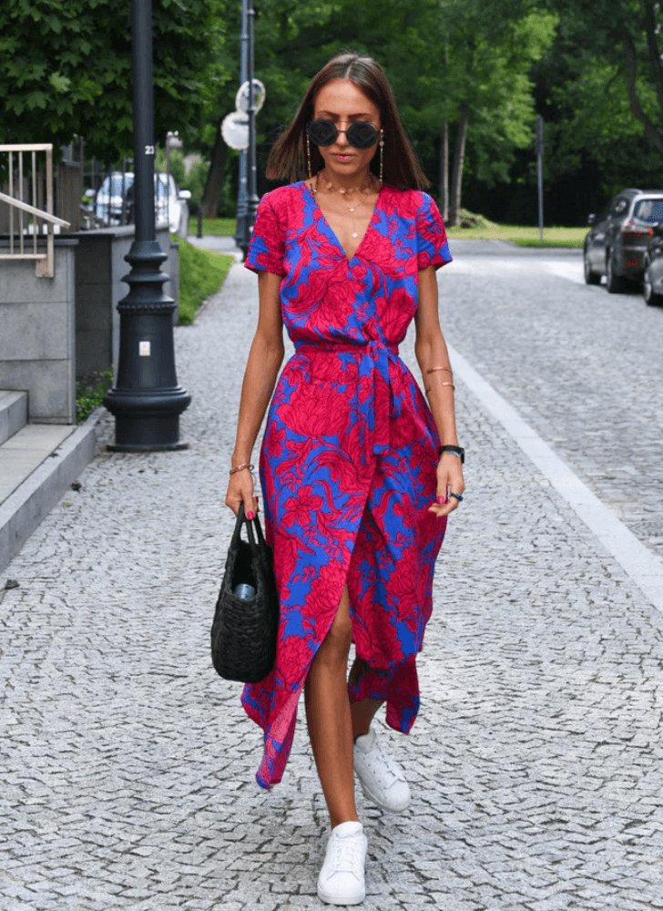 Fashionable summer dress