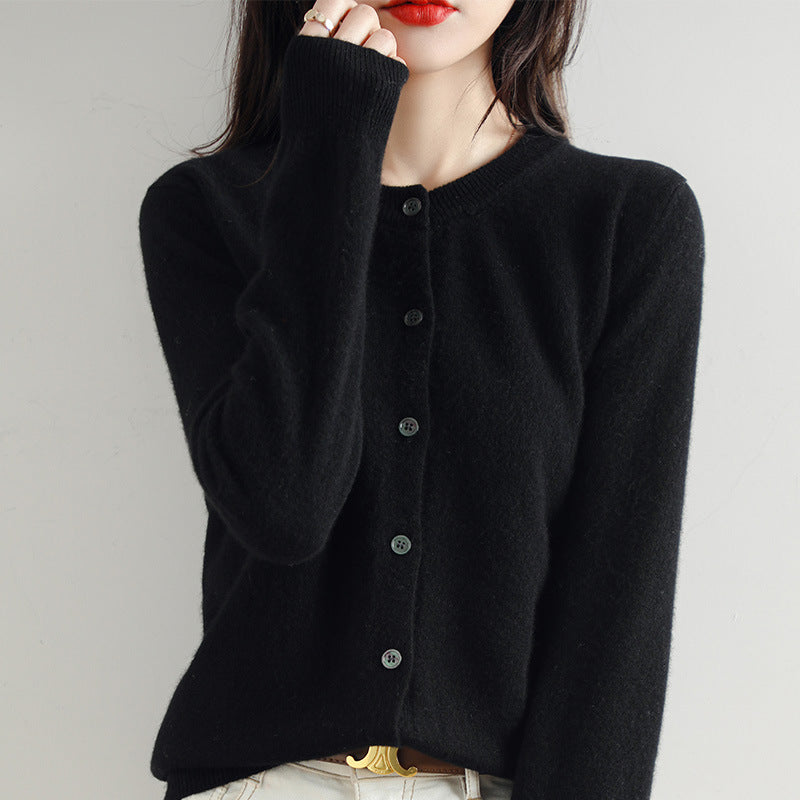 Valenzora | Kuscheliger Cardigan mit zartem Muster