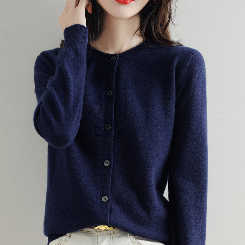 Valenzora | Kuscheliger Cardigan mit zartem Muster