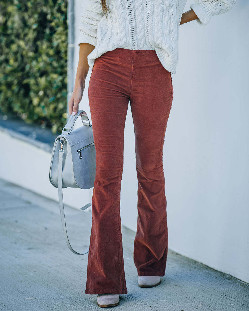 Valenzora | Slim flared trousers for women