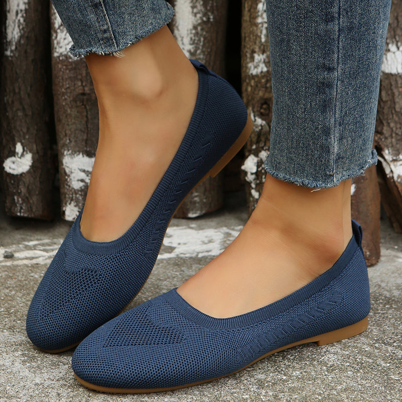 Valenzora | Comfortable, flat women's slip-on shoes