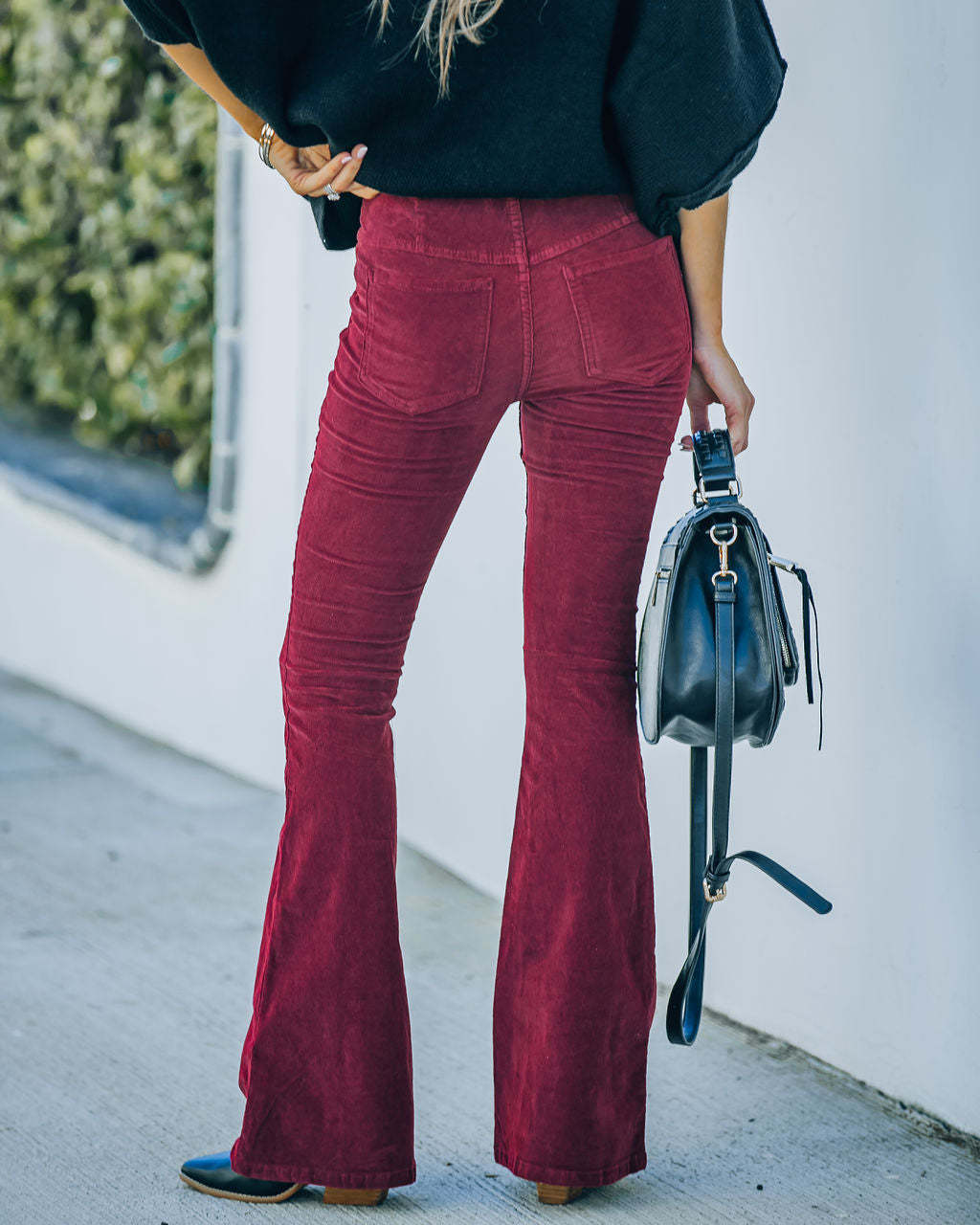 Valenzora | Slim flared trousers for women