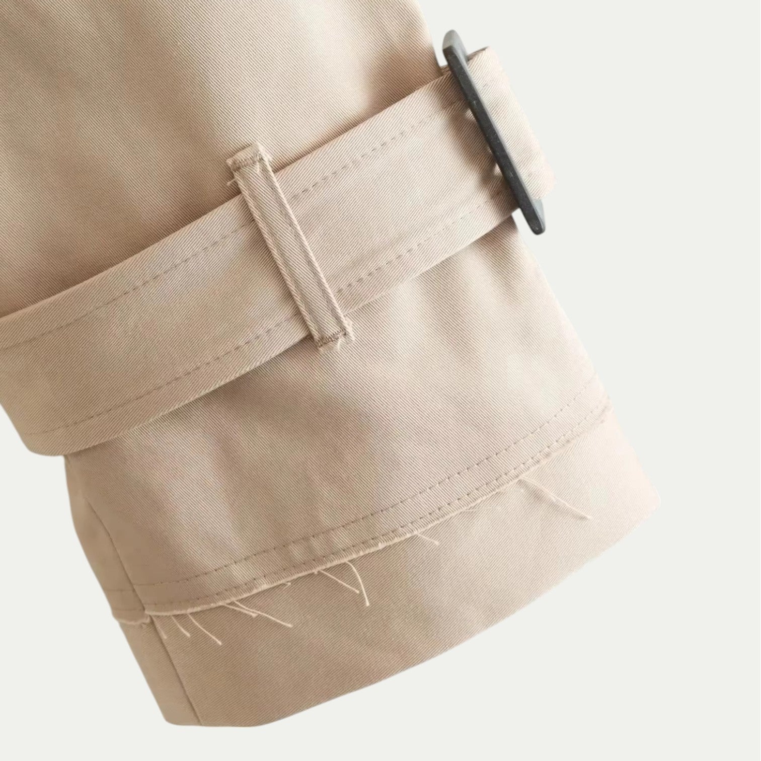 Valenzora | Elegant vintage trench coat made of quality fabric