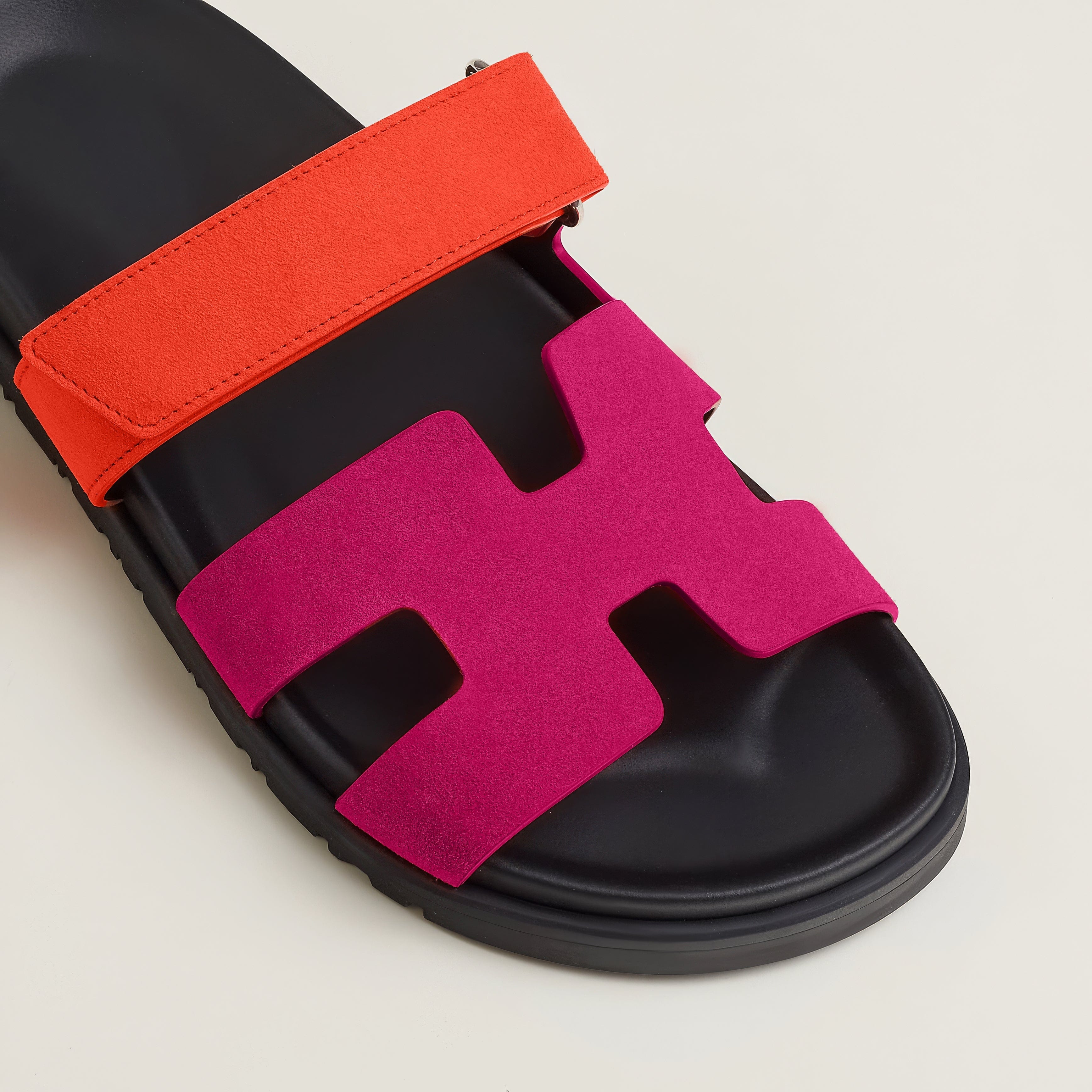 Valenzora | Stylish sandals for a luxurious look From the beach to the street