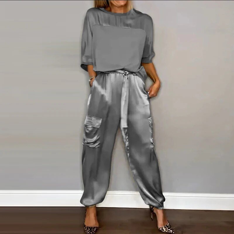 Valenzora | Leisure suit for comfort and style