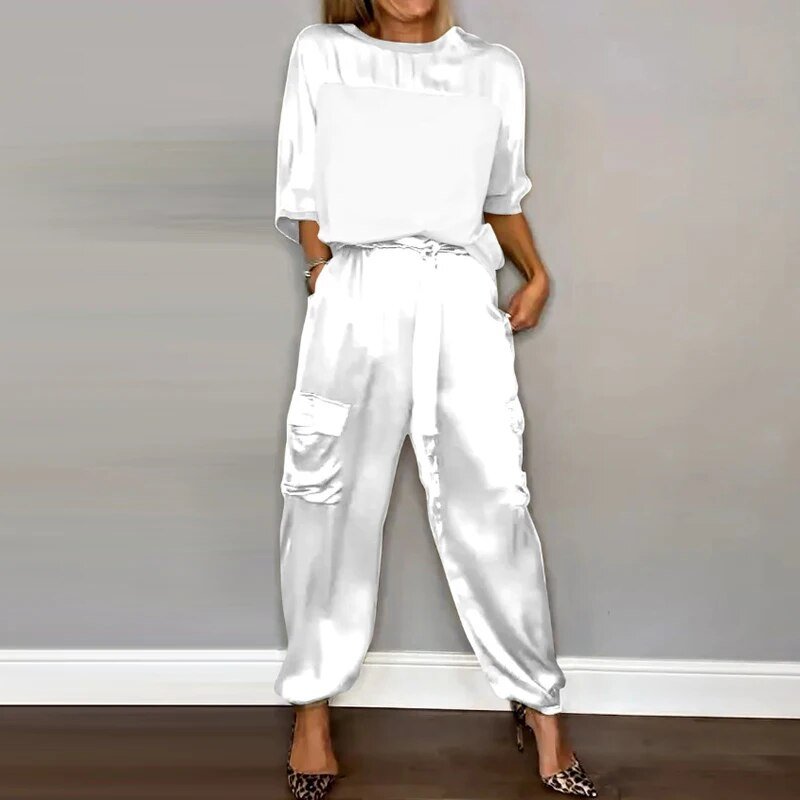 Valenzora | Leisure suit for comfort and style