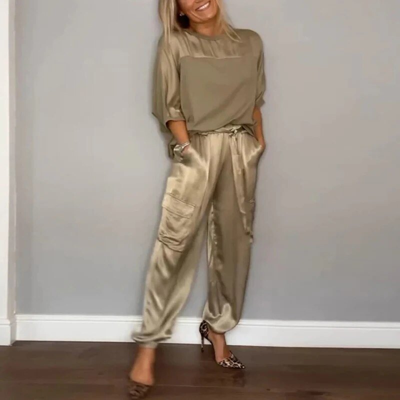 Valenzora | Leisure suit for comfort and style