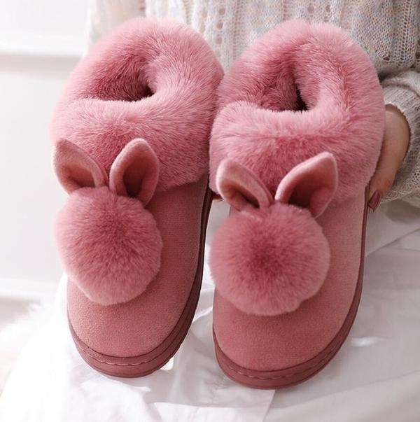 Valenzora | bunny slippers