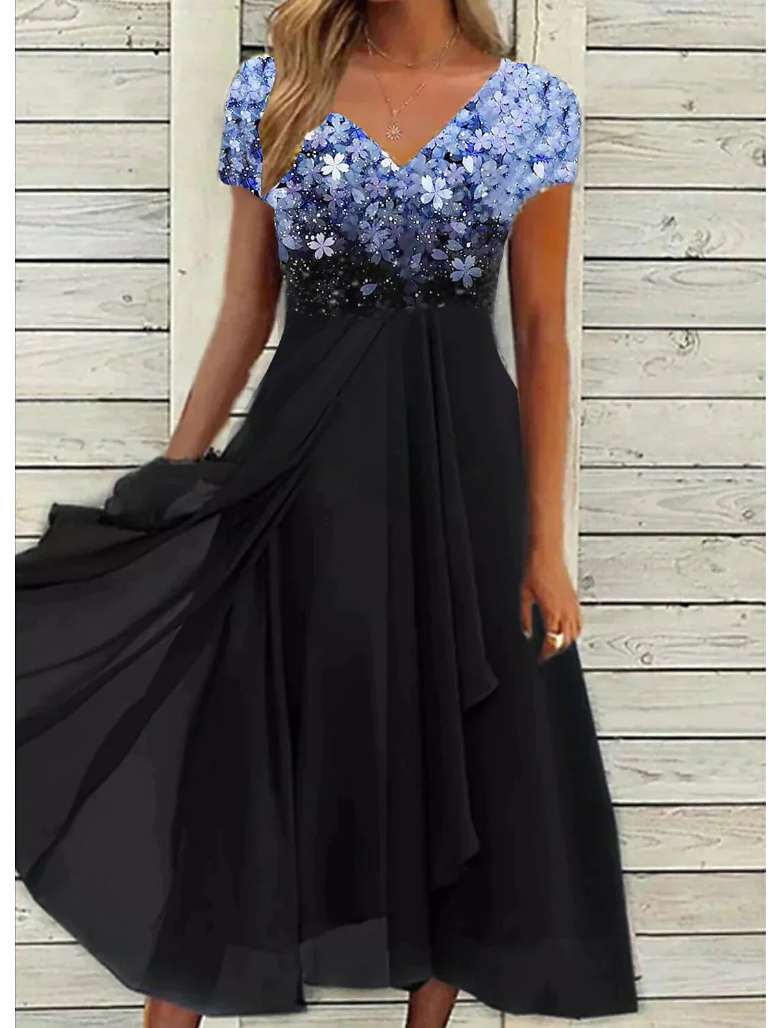 Valenzora | Elegantes Midikleid mit floraler Spitze