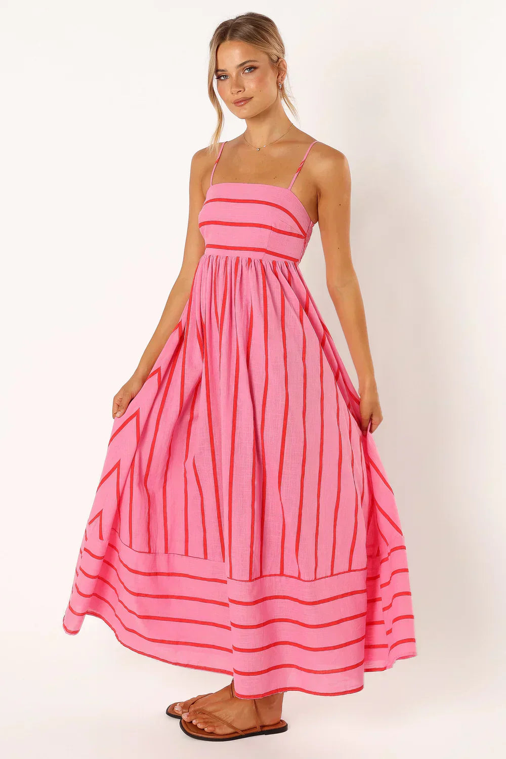 Valenzora | Summer dress with open shoulders