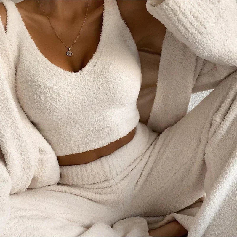 Valenzora | Fluffy three-piece set