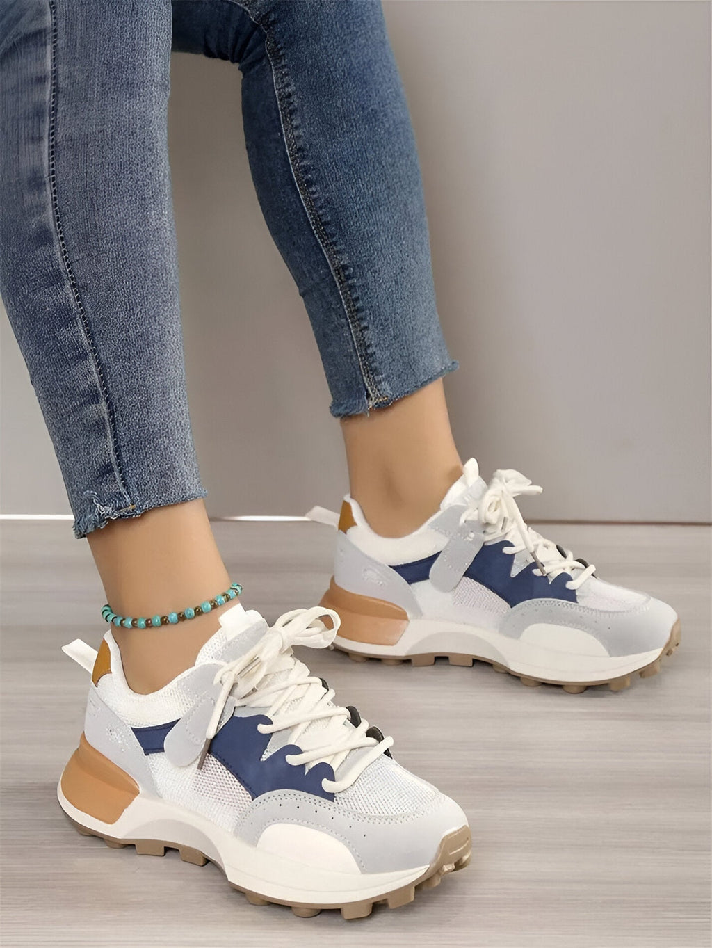 Valenzora | French Orthopedic Sneakers
