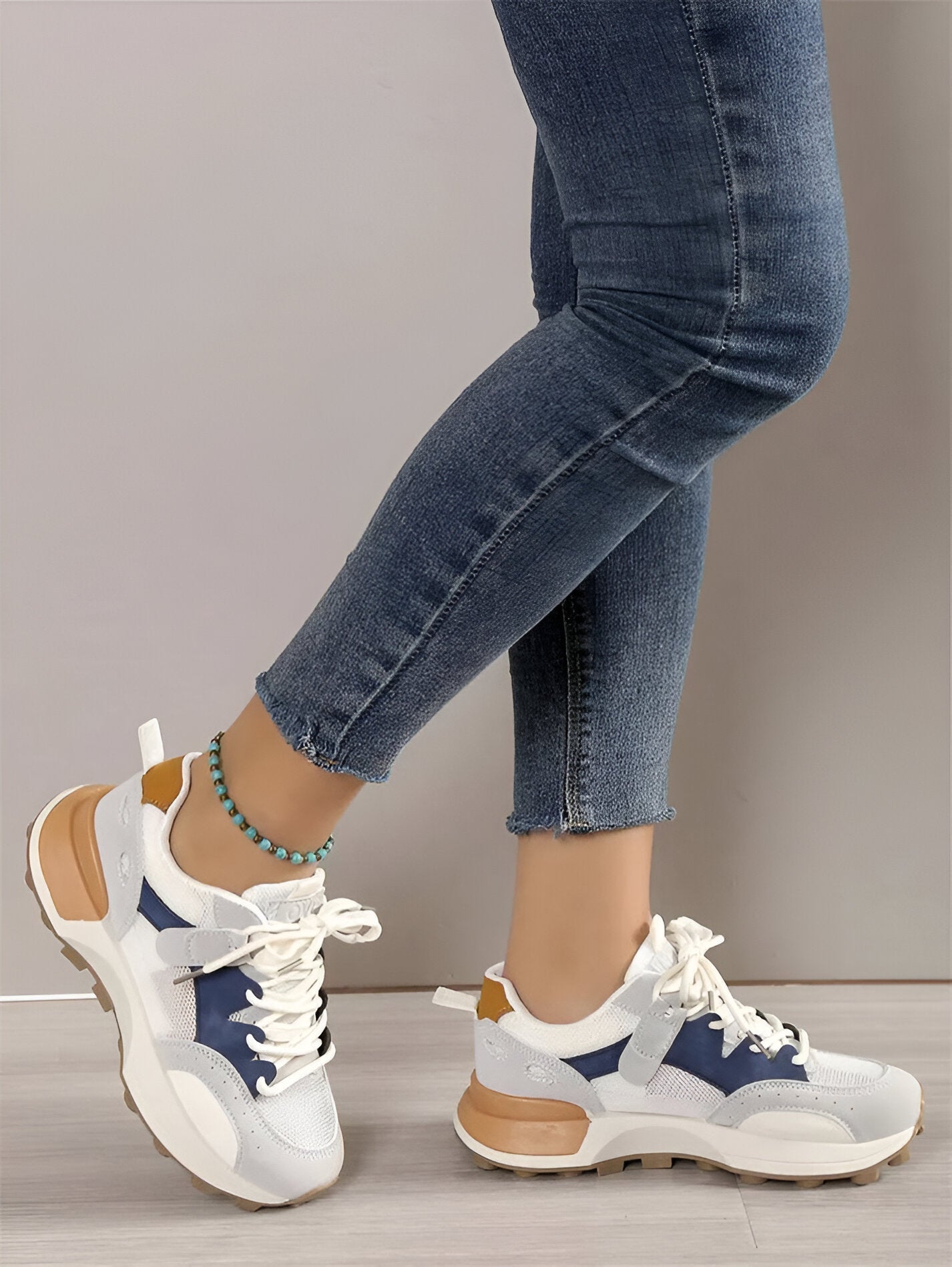 Valenzora | French Orthopedic Sneakers
