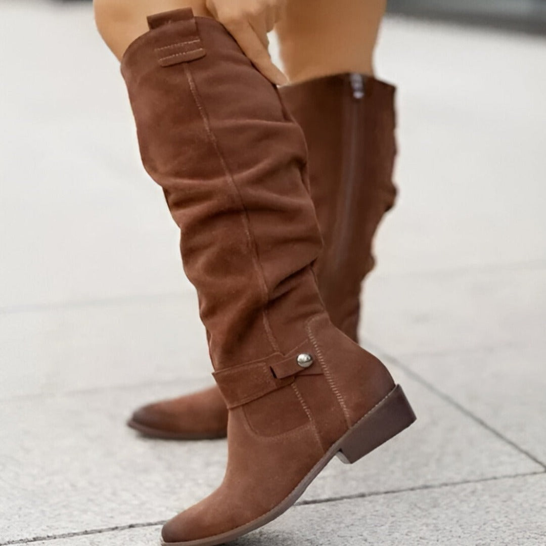 Valenzora | Casual suede boots with a pointed toe