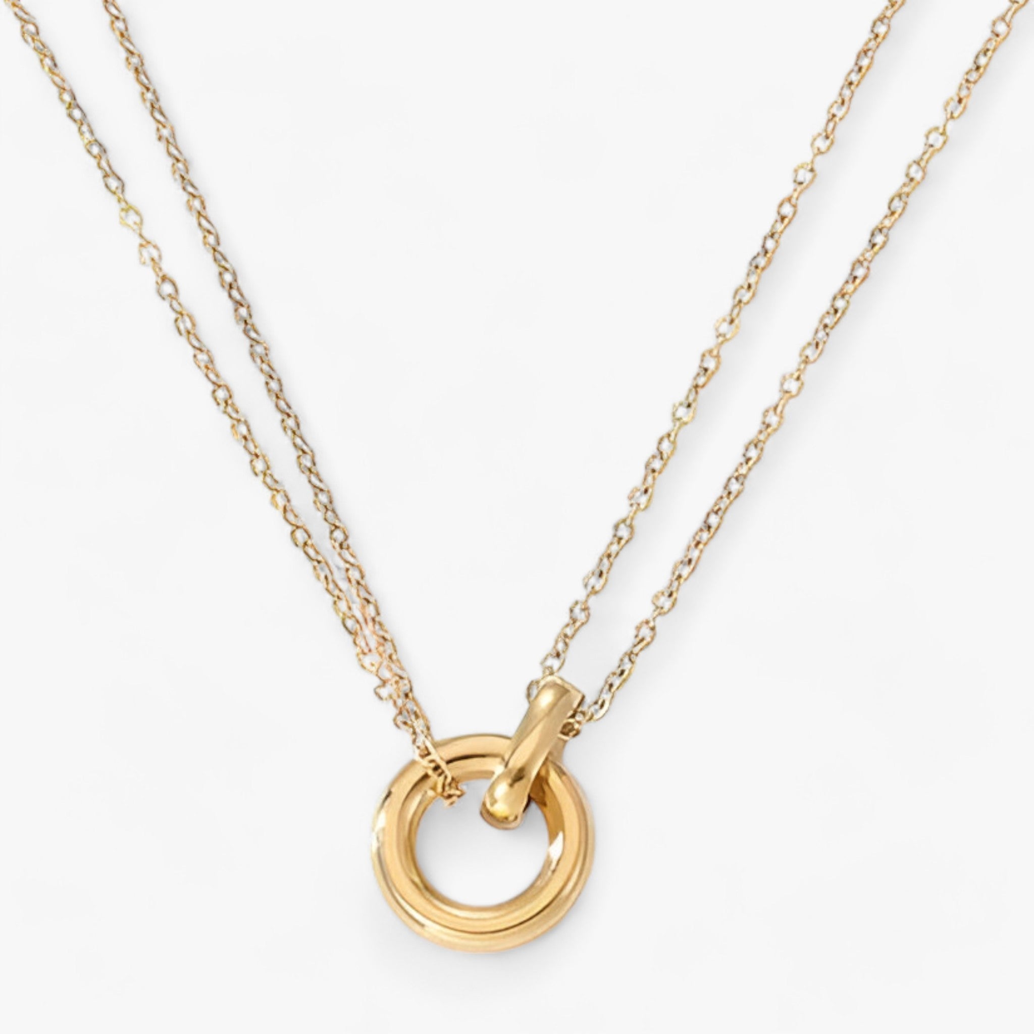 Circle pendant necklace - Enhance your style with elegance