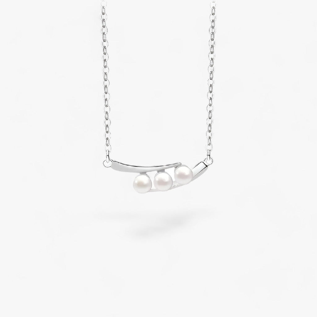 Eleganz: Anhänger mit Silberperle