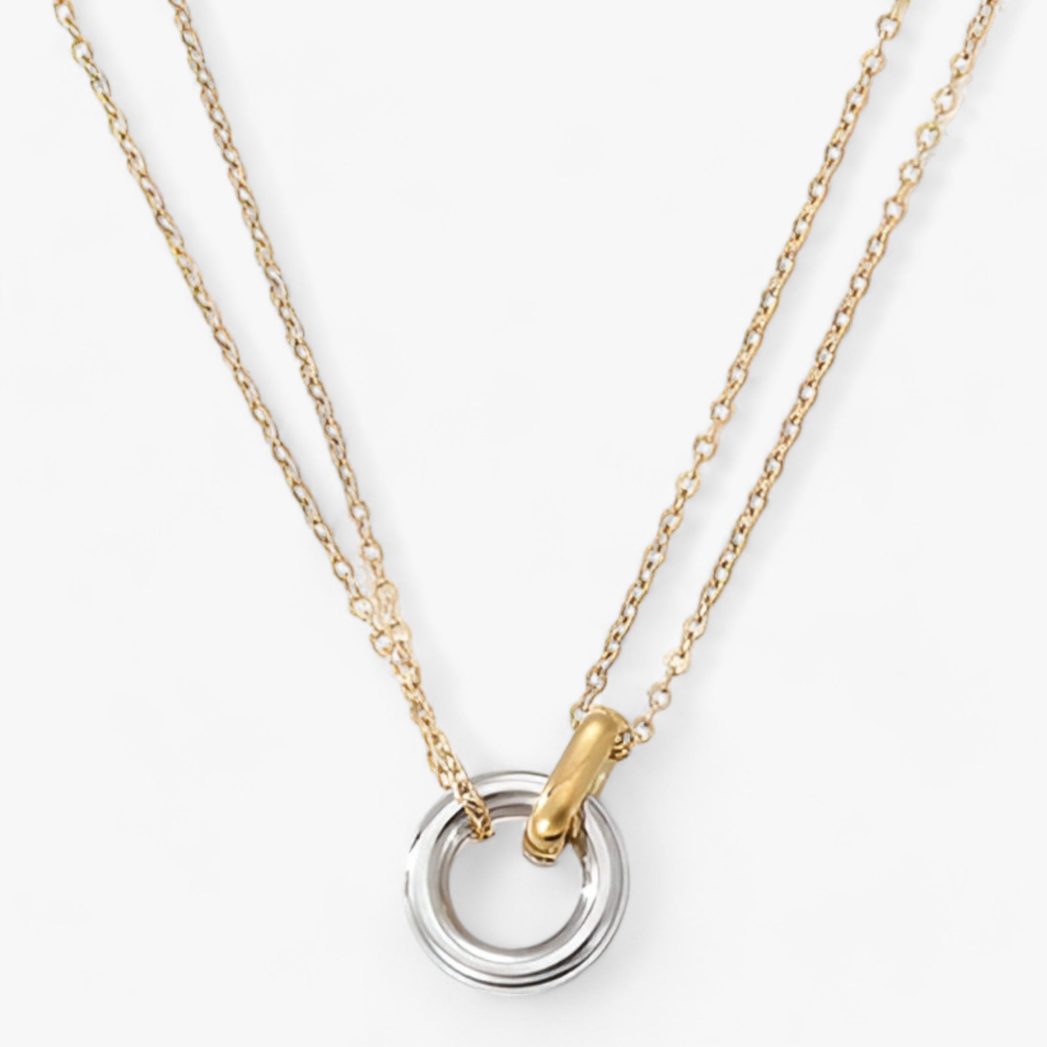 Circle pendant necklace - Enhance your style with elegance