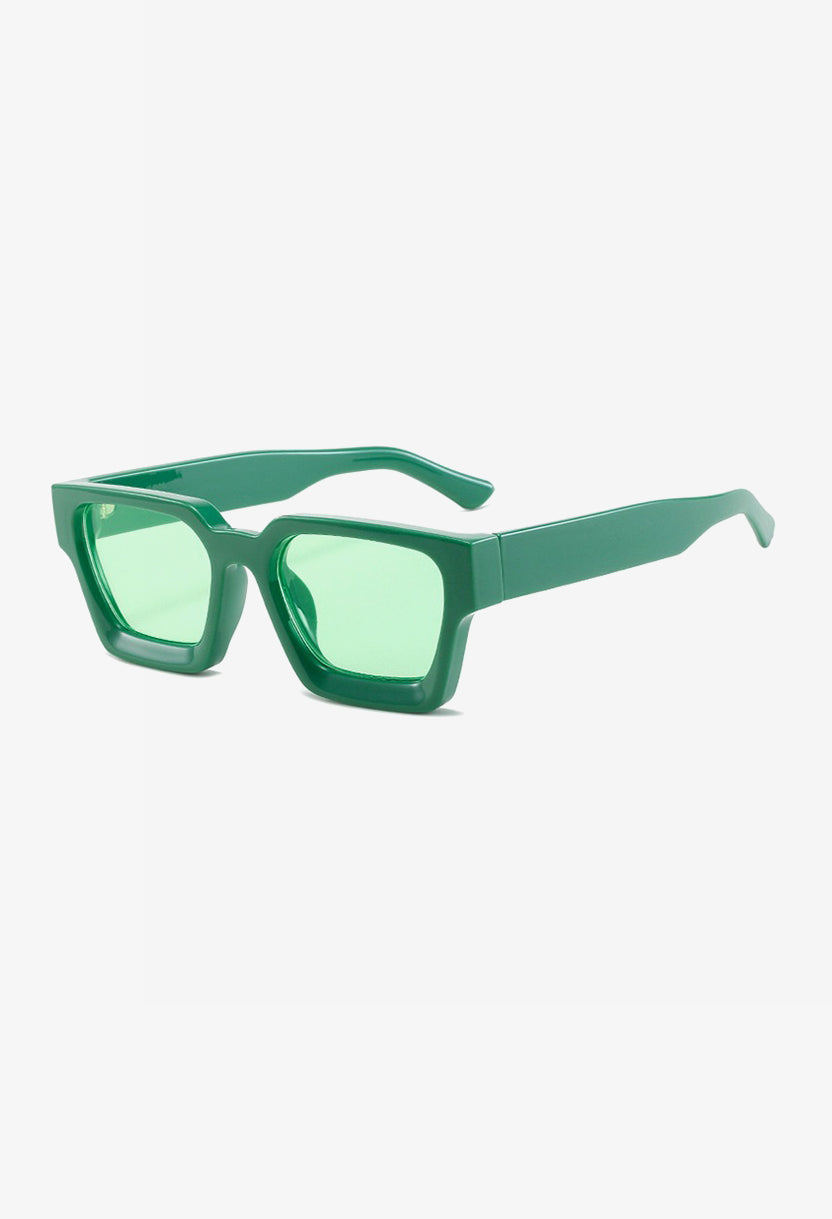 Valenzora | Summer 2026 Chic: Stylish sunglasses with 100% UV protection