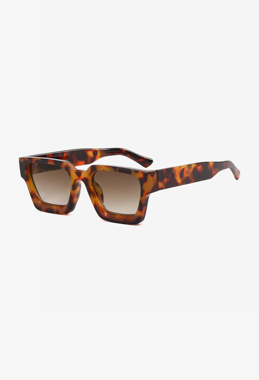 Valenzora | Summer 2026 Chic: Stylish sunglasses with 100% UV protection
