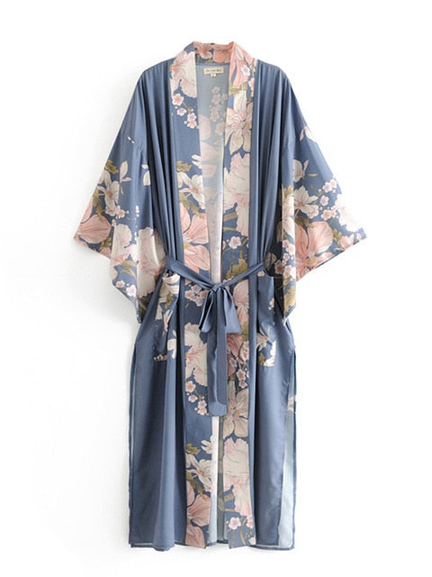 Valenzora | Long kimono robe with batwing sleeves