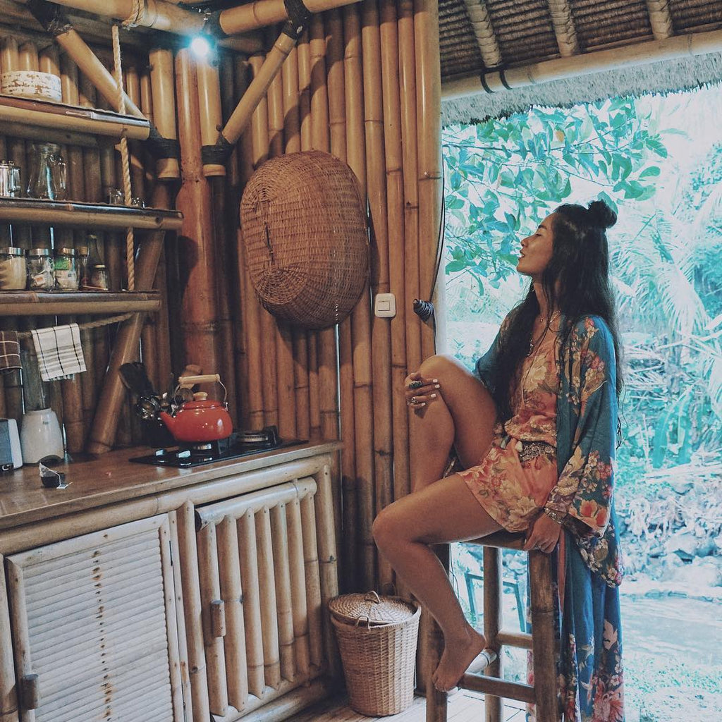 Valenzora | Long kimono robe with batwing sleeves