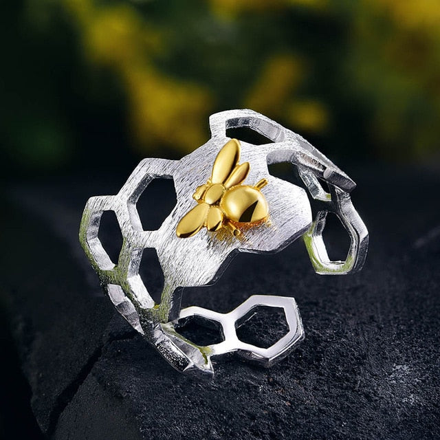 Valenzora | Little Bee 18k vergoldete, offene Bienenwaben-Ringe
