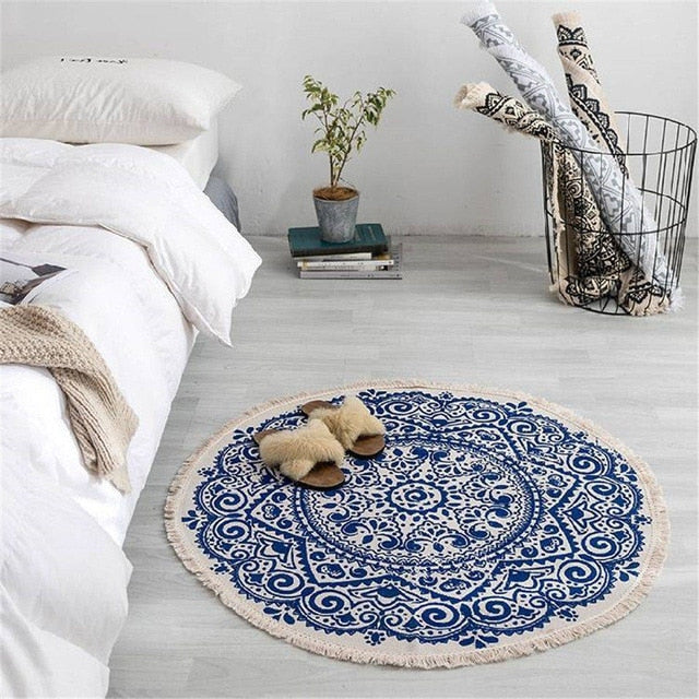 Valenzora | Boho style tassel beach rug