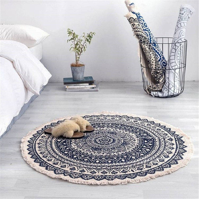 Valenzora | Boho style tassel beach rug