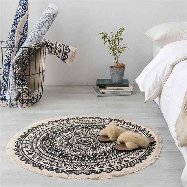 Valenzora | Boho style tassel beach rug