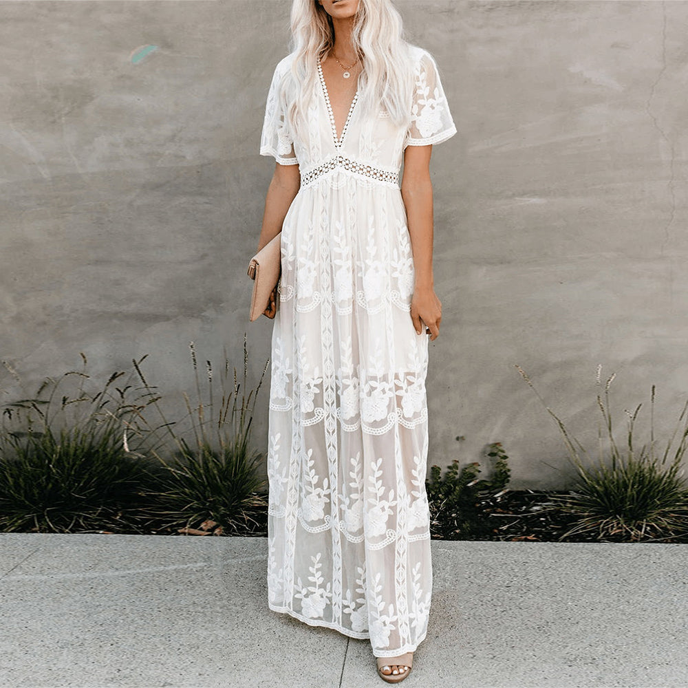 Valenzora | Maxi dress made of mesh lace with V-neck, summer