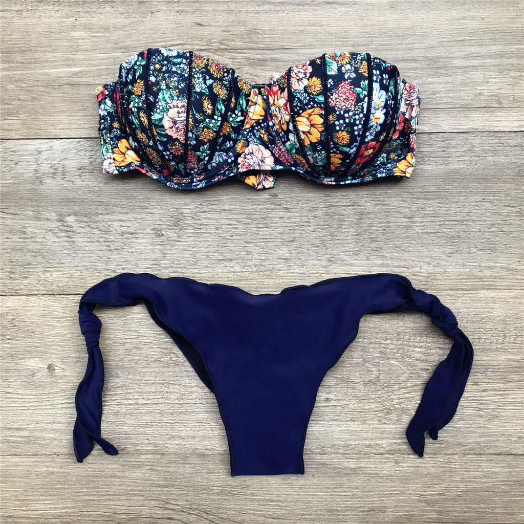 Valenzora | Bandeau-Bikini mit Blumenmuster