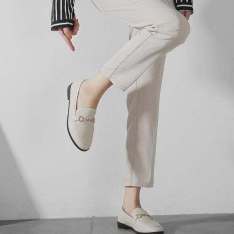 Valenzora | Elegant designer slippers