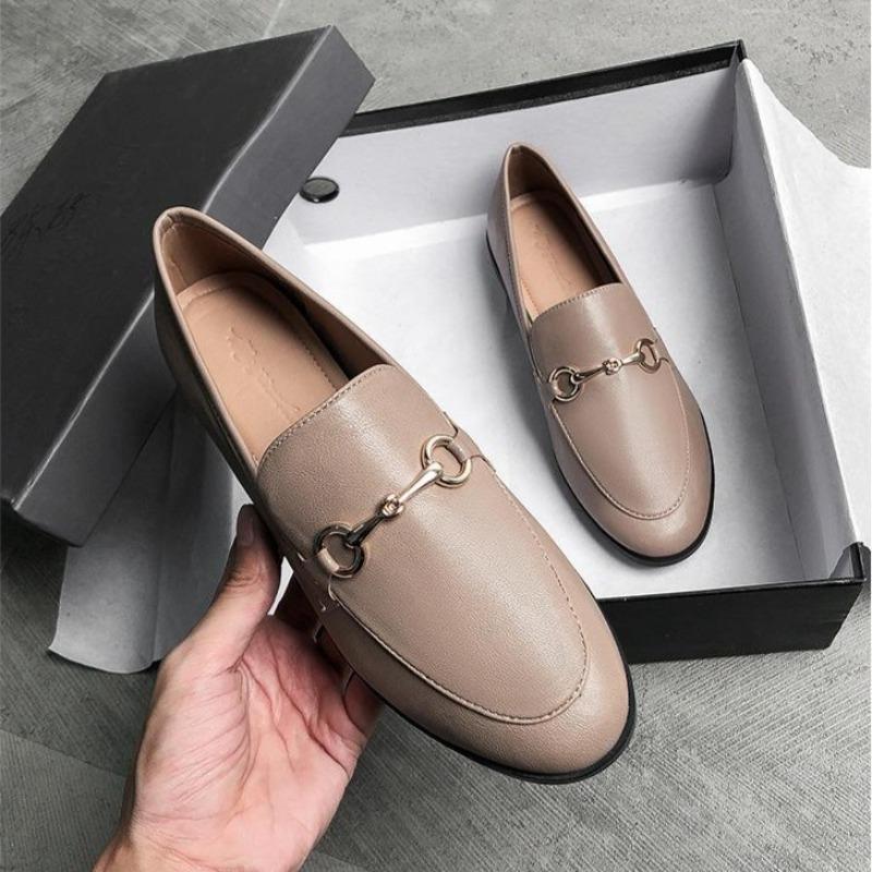 Valenzora | Elegant designer slippers