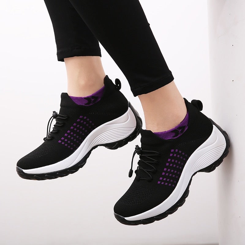 Valenzora | Breathable Slip-on Sneakers with Adjustable Laces for Women