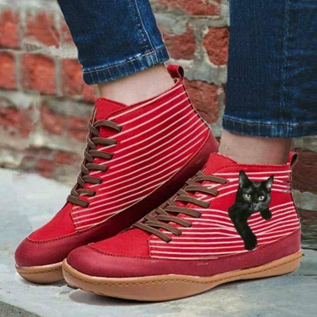Valenzora | Flache Stiefel mit Katzenmuster