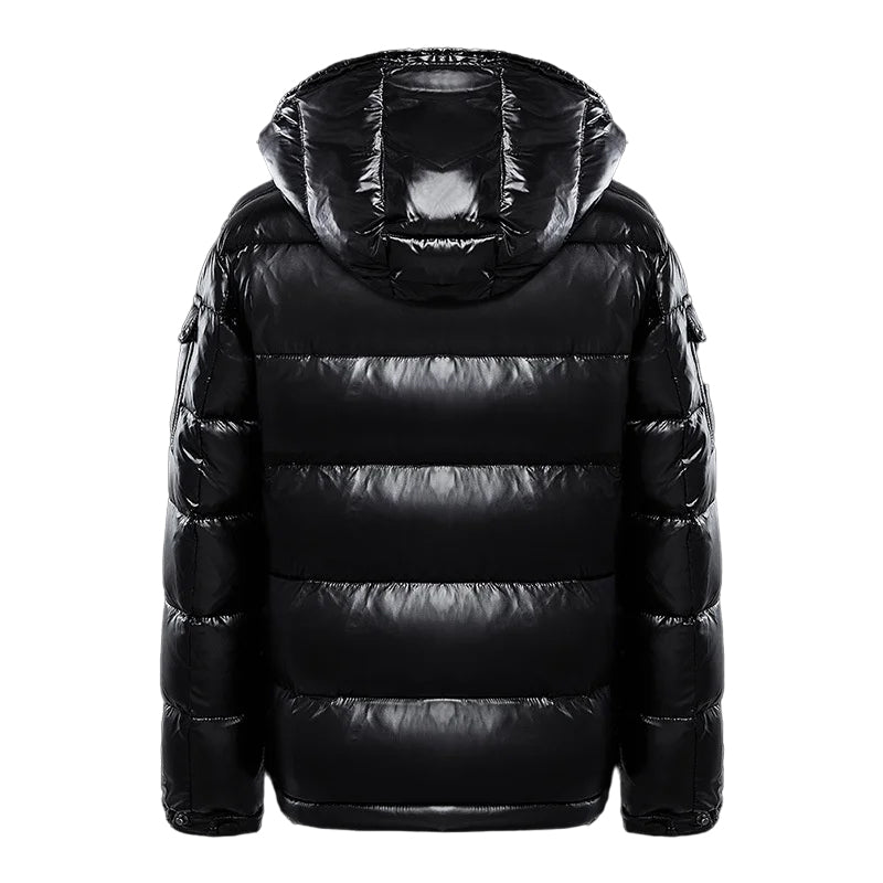Schwarze Daunenjacke mit elegantem Glanz