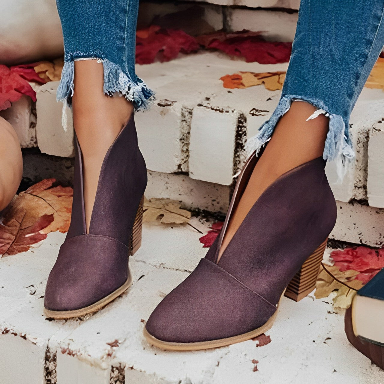 Valenzora | Comfortable ankle boots with trendy block heels for a luxurious style