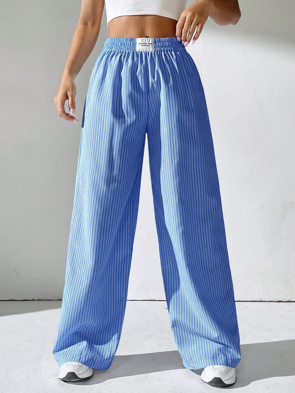 Valenzora | HOSE AUS GESTREIFTEM STOFF