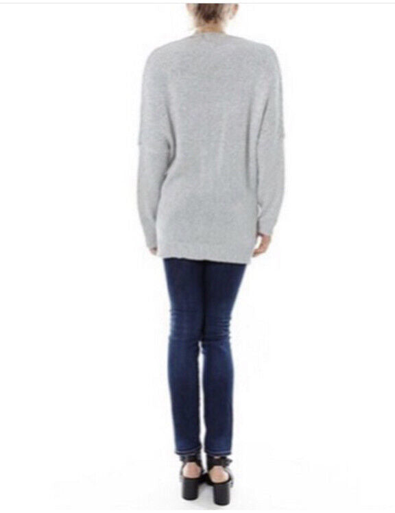 Valenzora | Cross Sweatshirt with V-neck