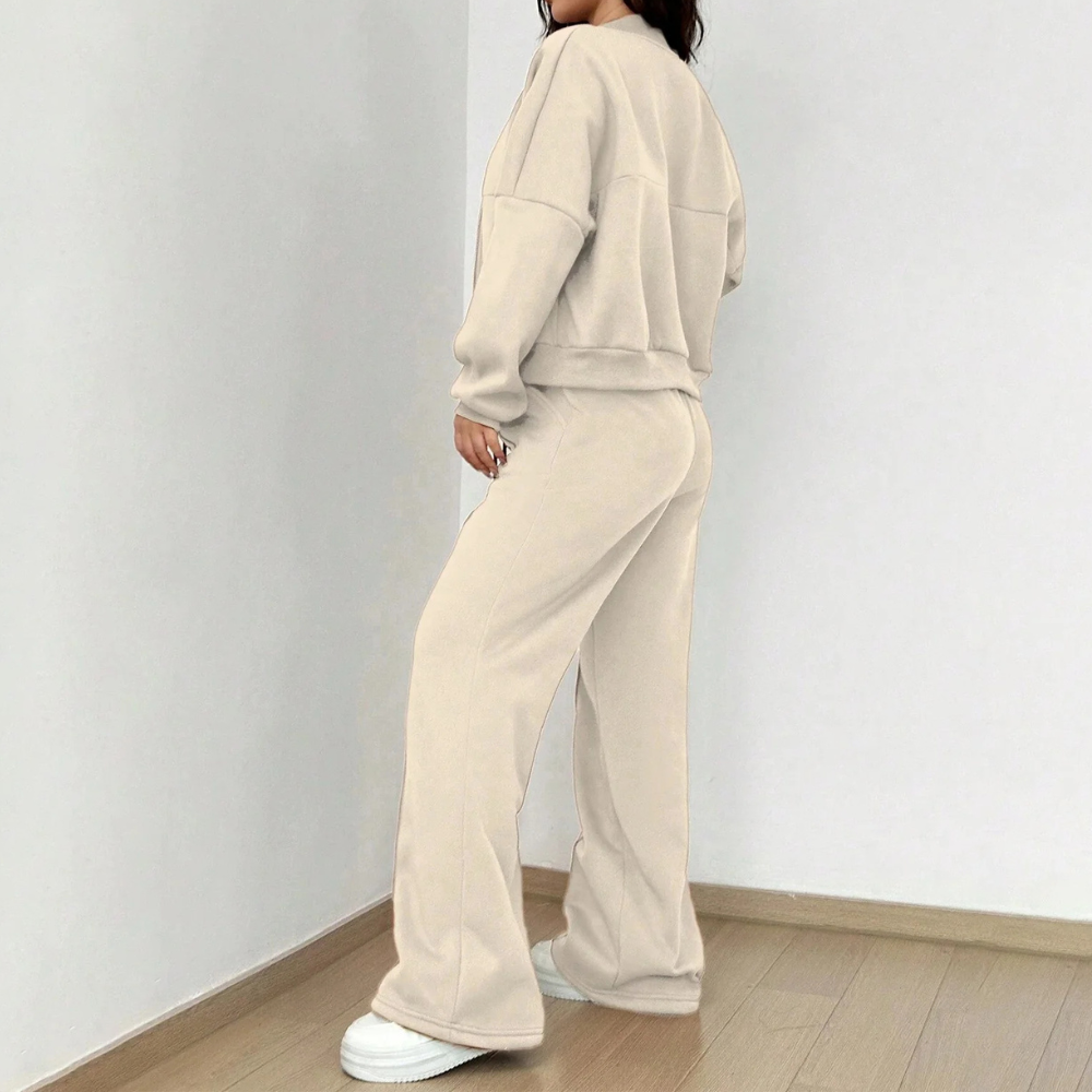Valenzora | Stylish two-piece ensemble for women