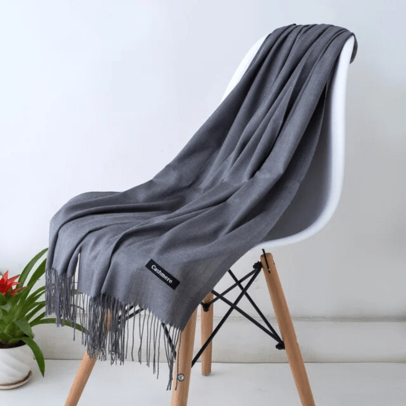 Valenzora | Warm women's scarf, soft texture and elegant appearance
