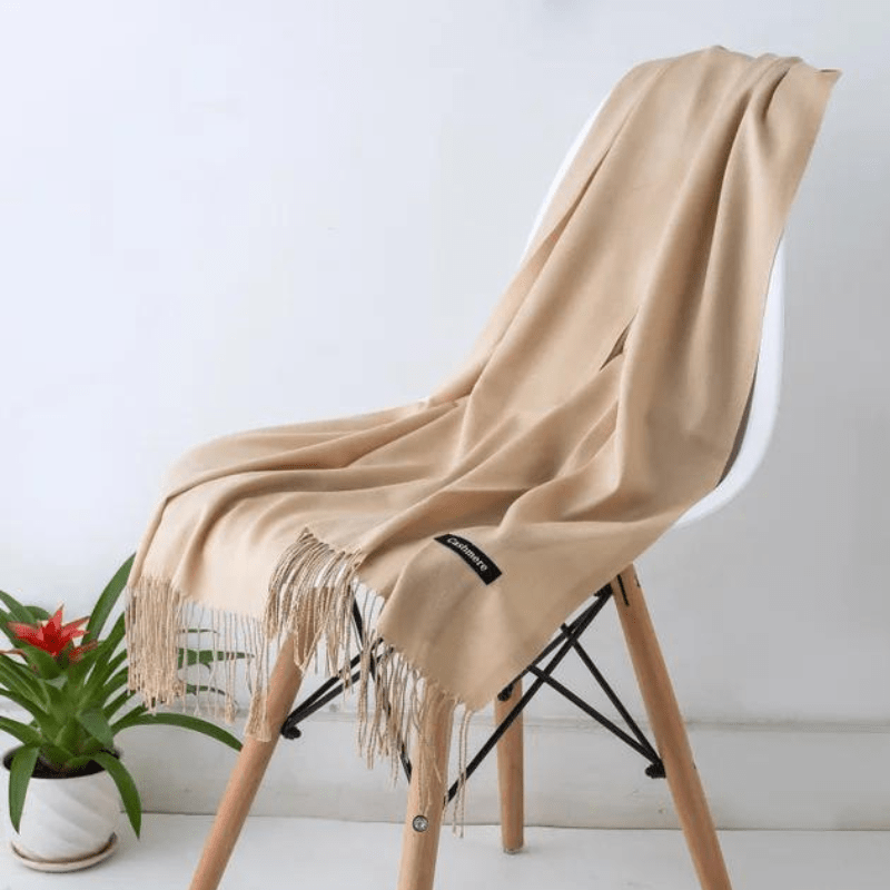 Valenzora | Warm women's scarf, soft texture and elegant appearance