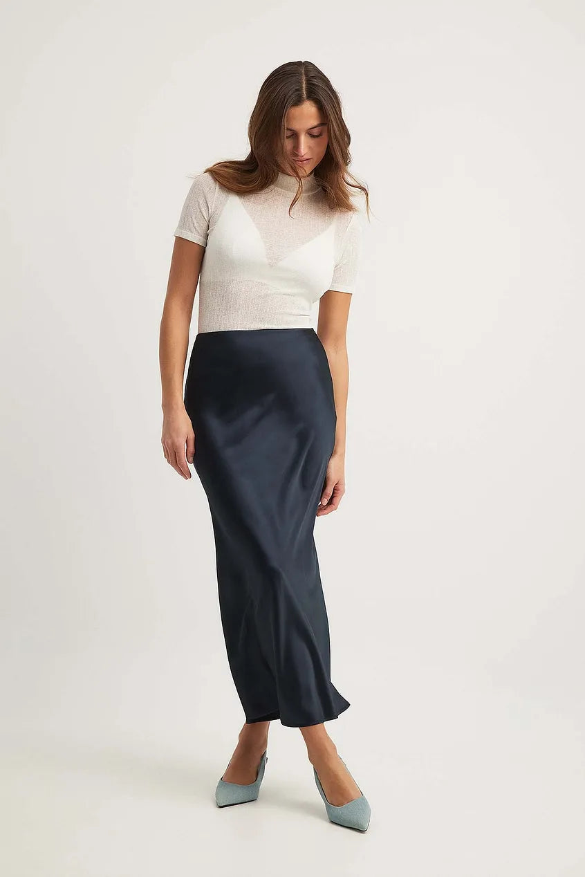 Valenzora | High-waisted satin skirt Anna