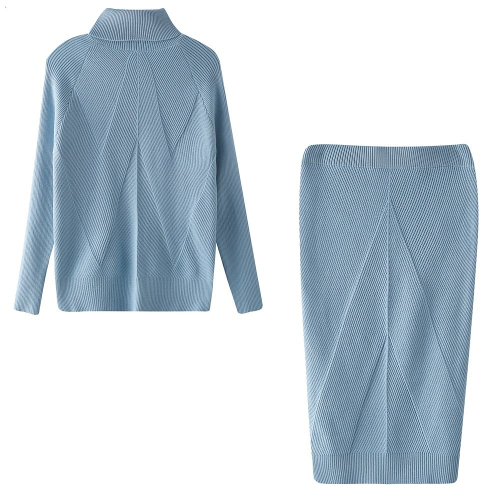 Shanin - A super cozy knitted dress for cold days