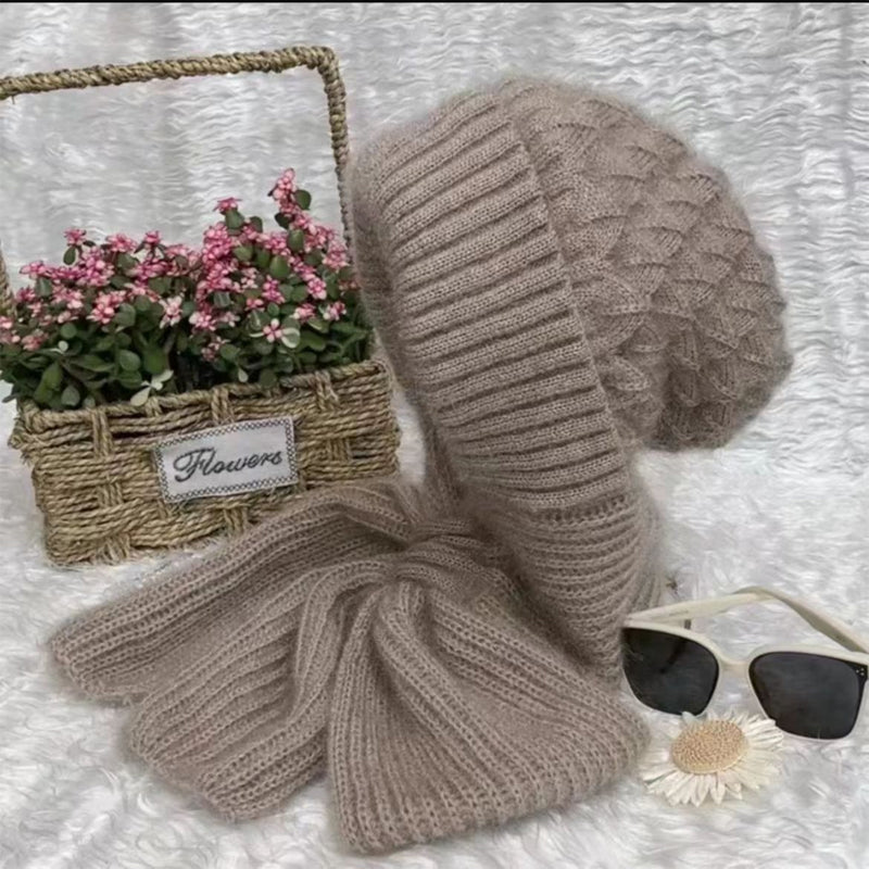 Valenzora | Hat and scarf set - warm women's winter accessories