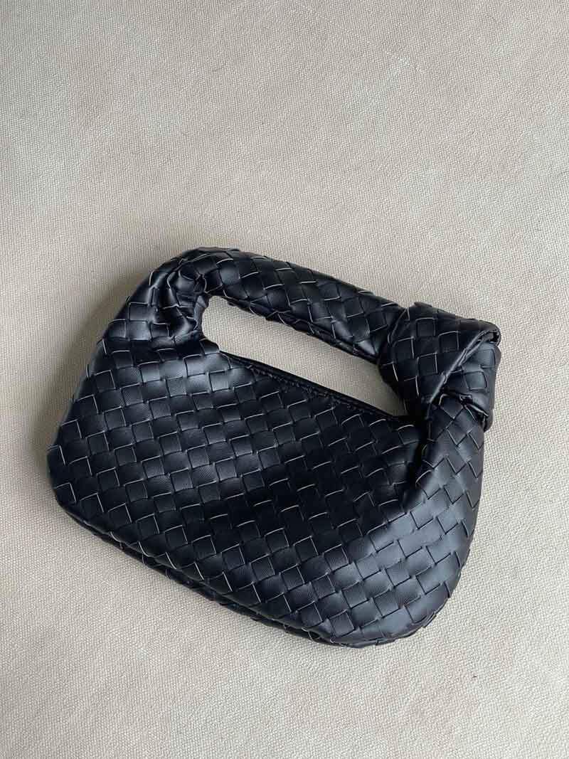 Valenzora | Mini Braided Bag