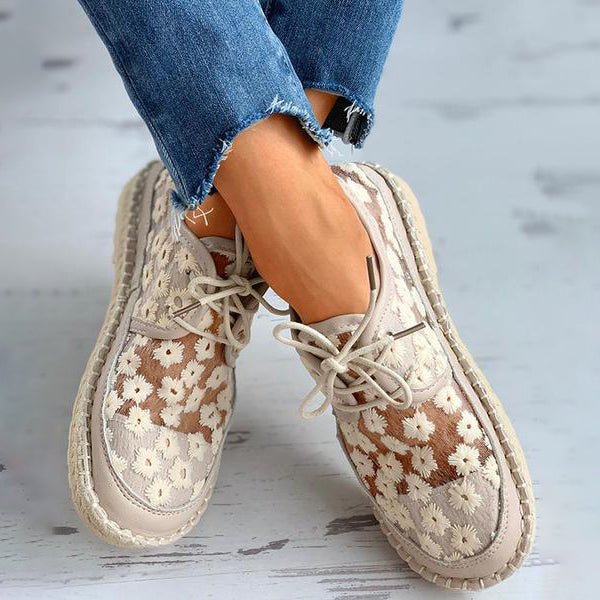 Valenzora | Breathable lace sneakers with floral embroidery for women