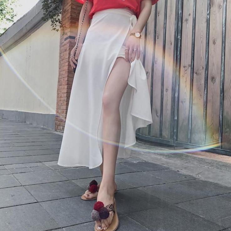 wrap skirt in midi length