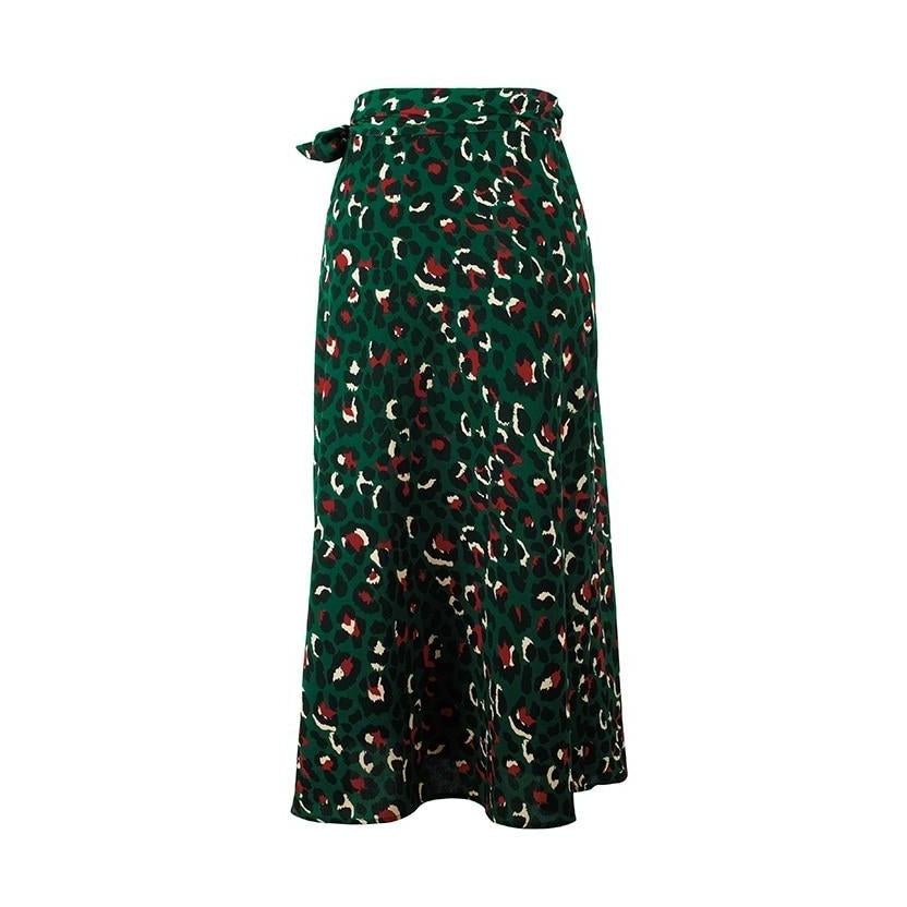 wrap skirt in midi length